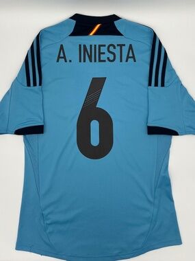 Spain 2012/2013 Away Authentic Adidas Iniesta #6 Jersey S Men Blue